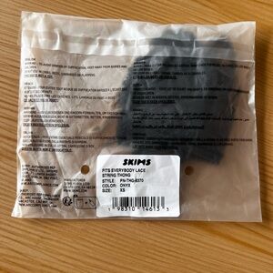 SKIMS Fits Everybody Lace Thong